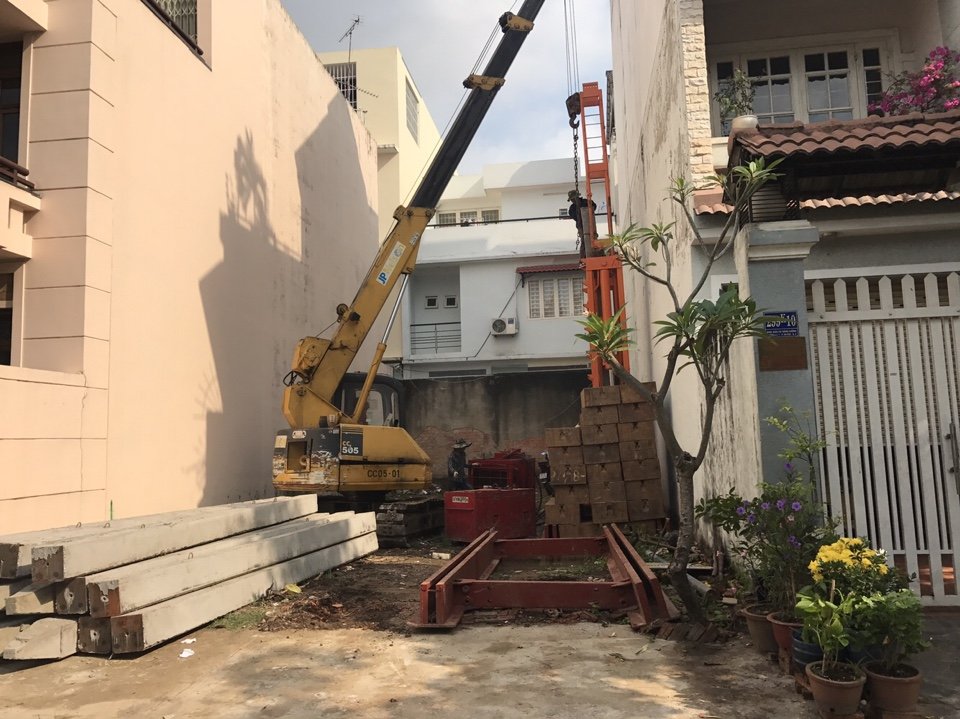 Ép cọc bê tông giúp công trình nhà phố vững chắc theo thời gian