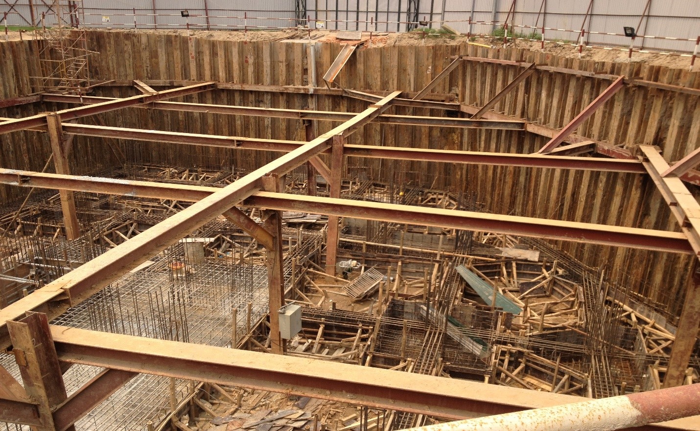 Các lợi ích khi làm kết cấu chống đỡ tường vây cừ larsen